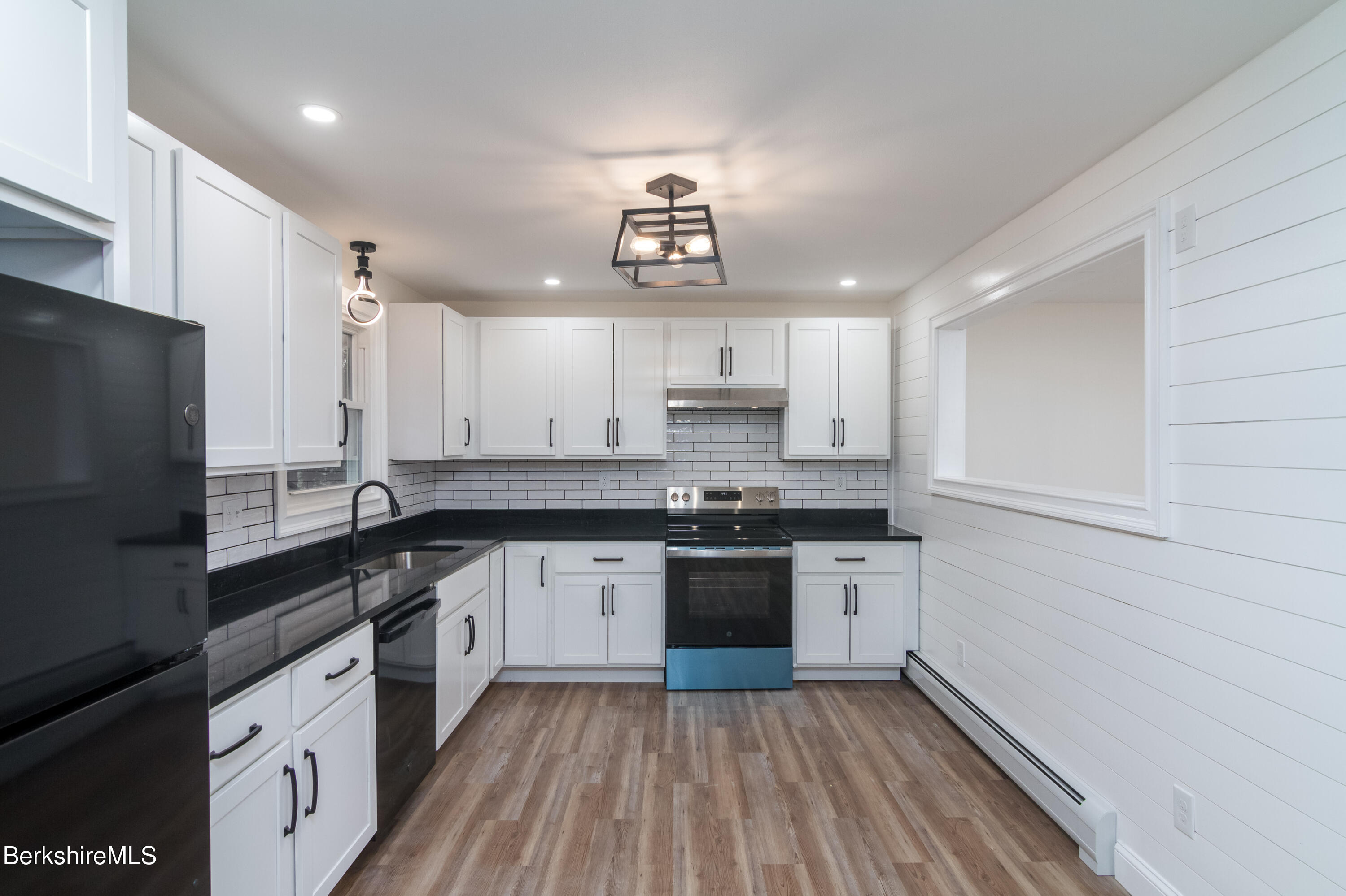 632 North State Road Cheshire, MA 01225 - Photo 1 of 18 Kitchen