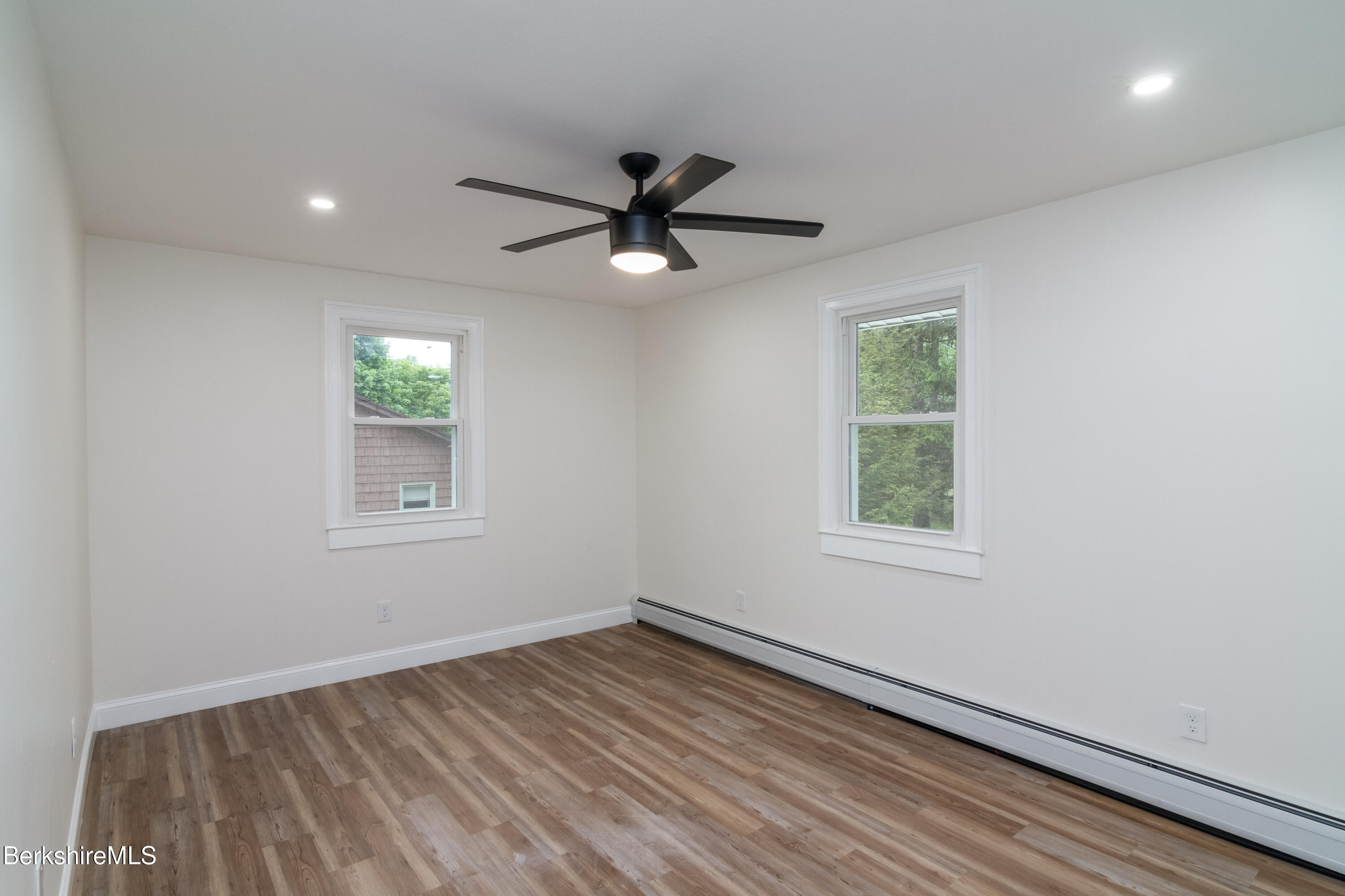 632 North State Road Cheshire, MA 01225 - Photo 11 of 18 20250529-01-632NorthStateRd-Chesire-MA-0