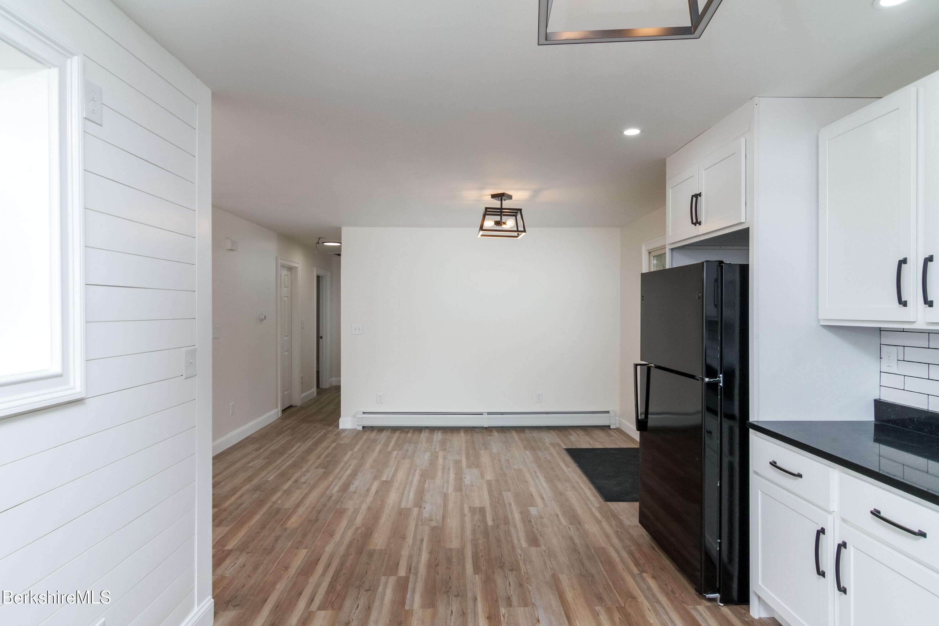 632 North State Road Cheshire, MA 01225 - Photo 4 of 18 20250529-01-632NorthStateRd-Chesire-MA-0