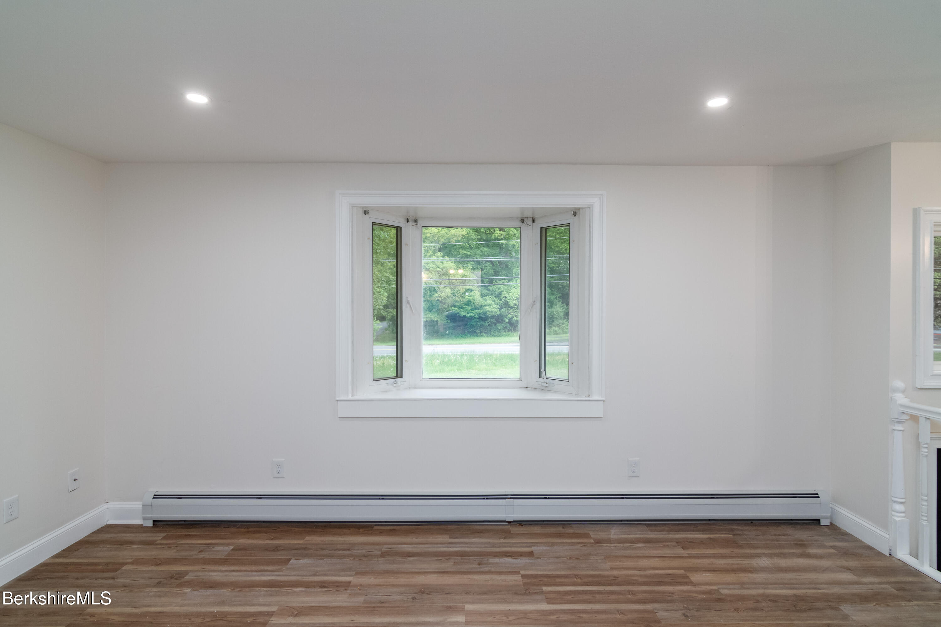 632 North State Road Cheshire, MA 01225 - Photo 5 of 18 20250529-01-632NorthStateRd-Chesire-MA-0