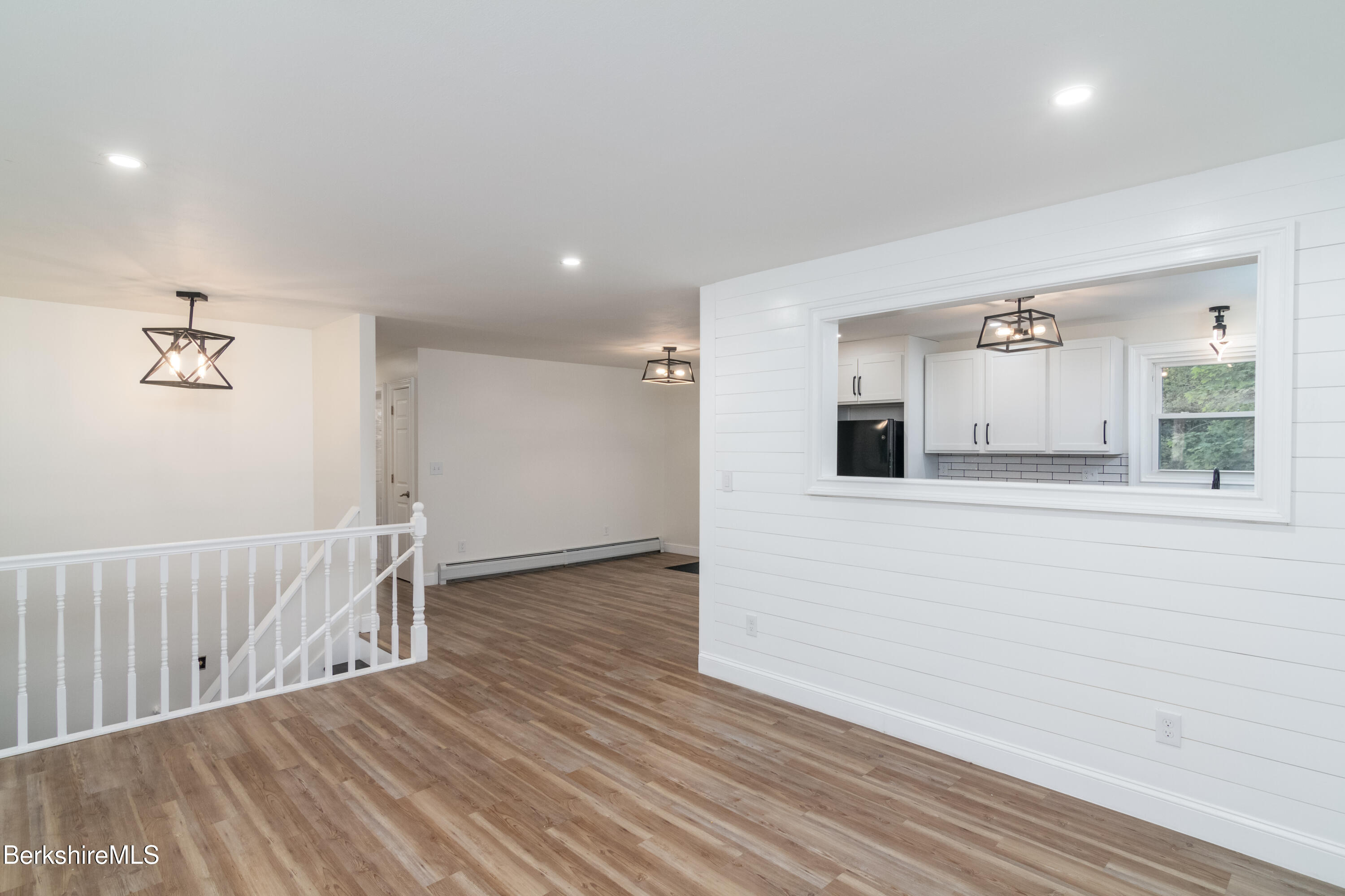 632 North State Road Cheshire, MA 01225 - Photo 7 of 18 20250529-01-632NorthStateRd-Chesire-MA-0
