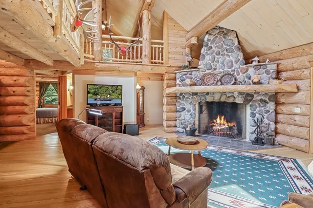 $999,000 | 720 Staehling Road, Three Lakes, WI 54562