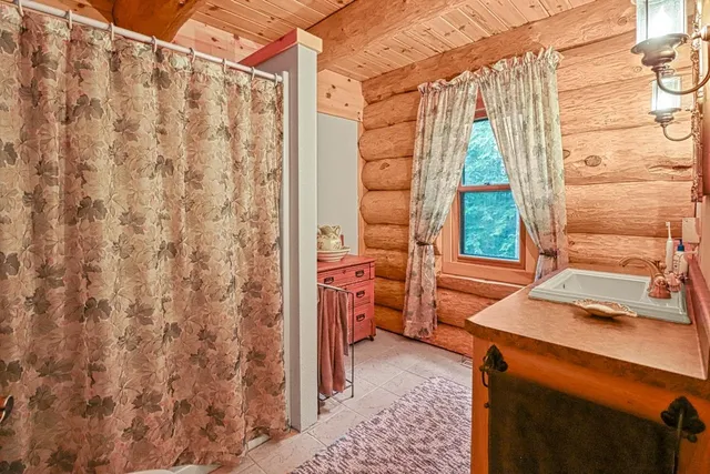 $999,000 | 720 Staehling Road, Three Lakes, WI 54562