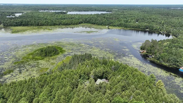 $999,000 | 720 Staehling Road, Three Lakes, WI 54562