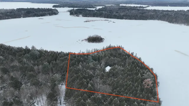 $979,000 | 720 Staehling Road, Three Lakes, WI 54562