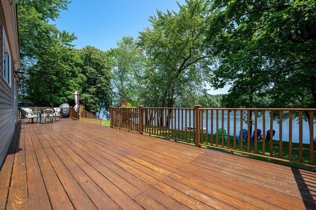 14 Old Stagecoach Road Easthampton, MA 01027 - Photo 17 of 37 Gallery Image 17