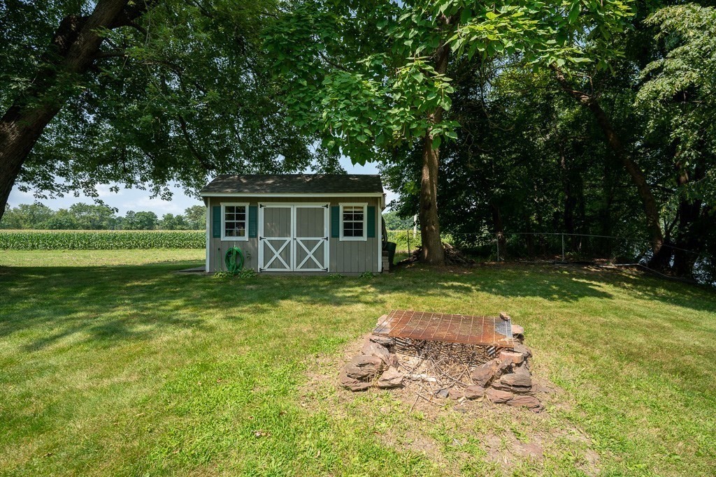 14 Old Stagecoach Road Easthampton, MA 01027 - Photo 29 of 37 Gallery Image 29