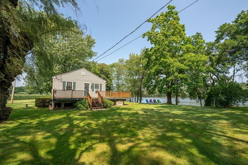 14 Old Stagecoach Road Easthampton, MA 01027 - Photo 4 of 37 Gallery Image 4