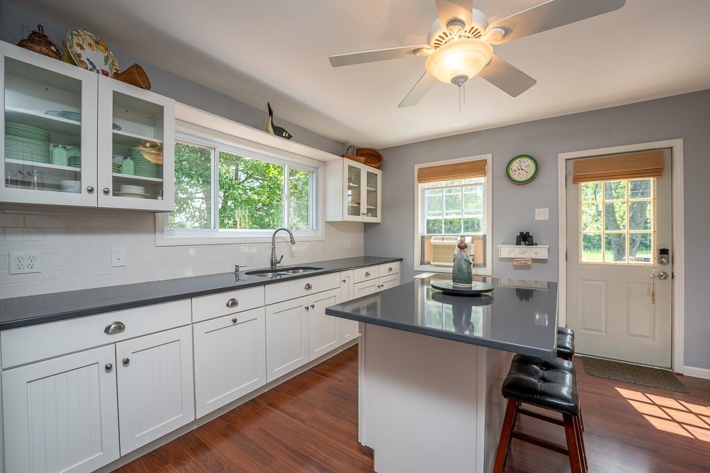 14 Old Stagecoach Road Easthampton, MA 01027 - Photo 6 of 37 Gallery Image 6