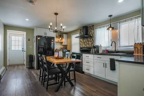 $400,000 | 87 Adams Street, New Bedford, MA 02746