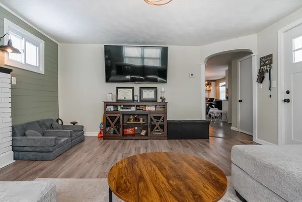 $400,000 | 87 Adams Street, New Bedford, MA 02746