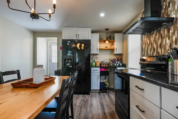 $400,000 | 87 Adams Street, New Bedford, MA 02746