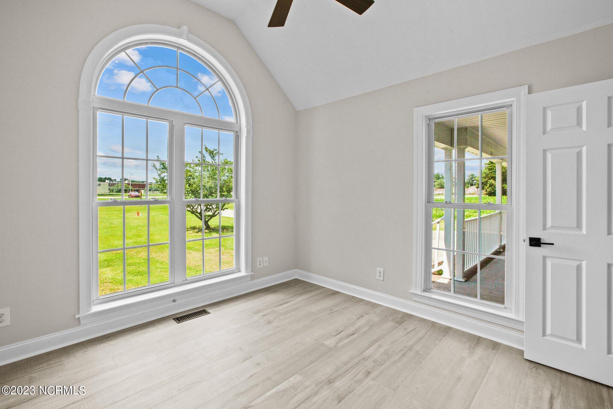 229 Clarks Neck Road Washington, NC 27889 - Photo 21 of 43 Bedroom 2 View 2