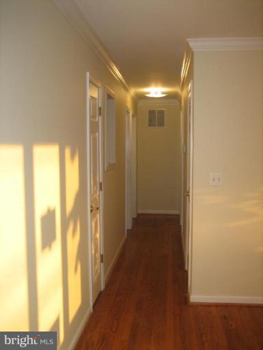 4525 Bill Moxley Road Mount Airy, MD 21771 - Photo 7 of 26 Hallway