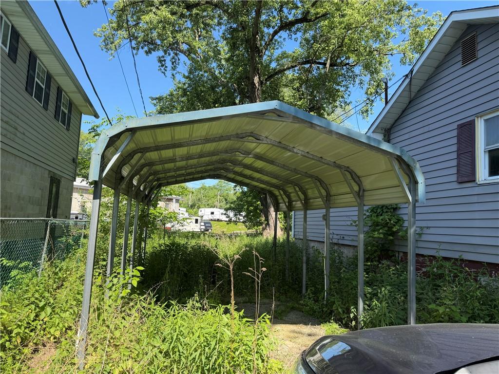 1585 Mercer Road Ellwood City, PA 16117 - Photo 4 of 15