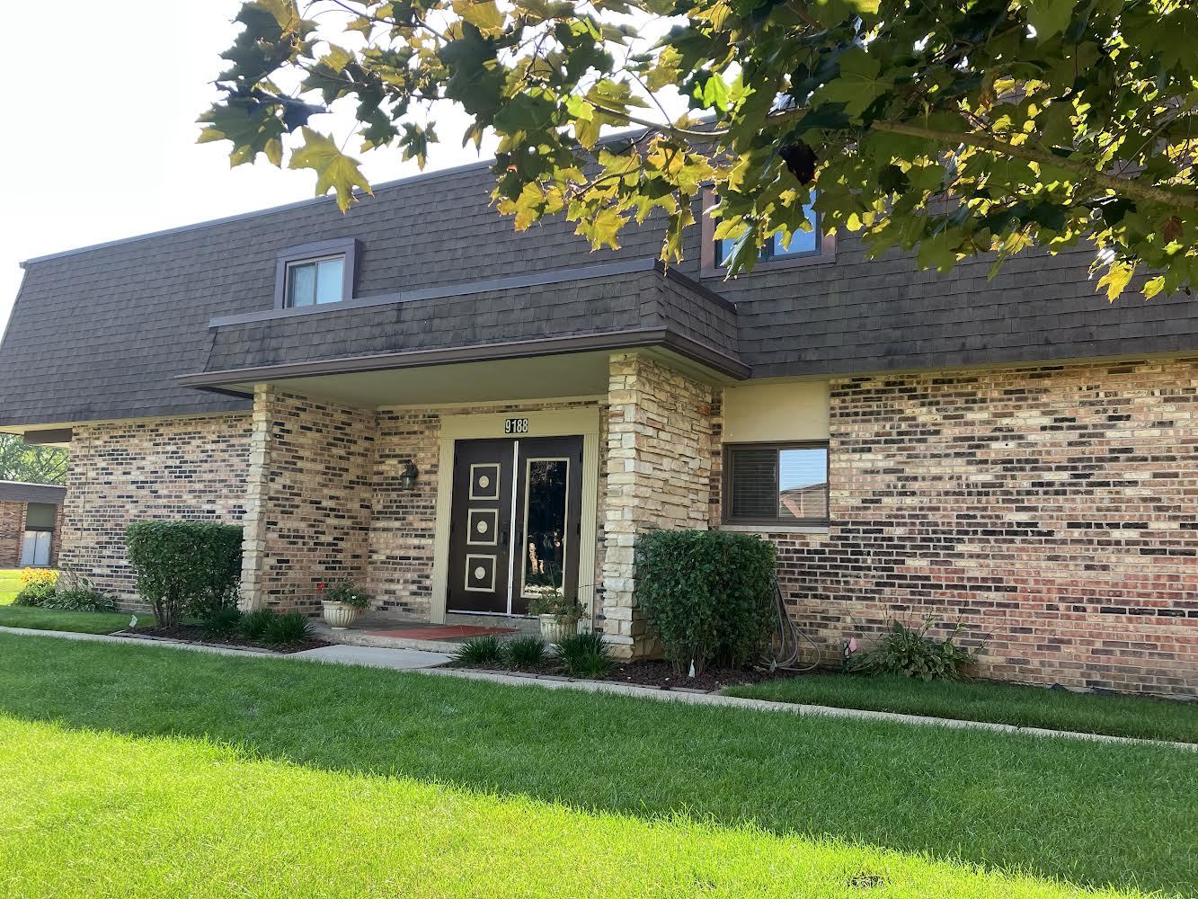 9188 S Road, Unit 1A Palos Hills, IL 60465 - Photo 1 of 16 Gallery Image 1