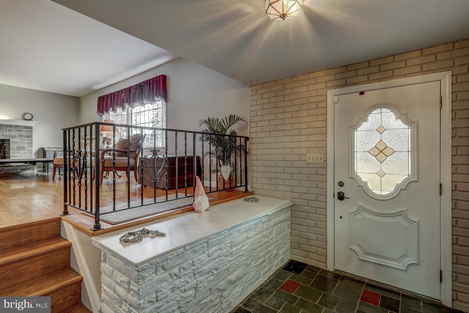 52 Logging Road Leola, PA 17540 - Photo 2 of 47 Gallery Image 2