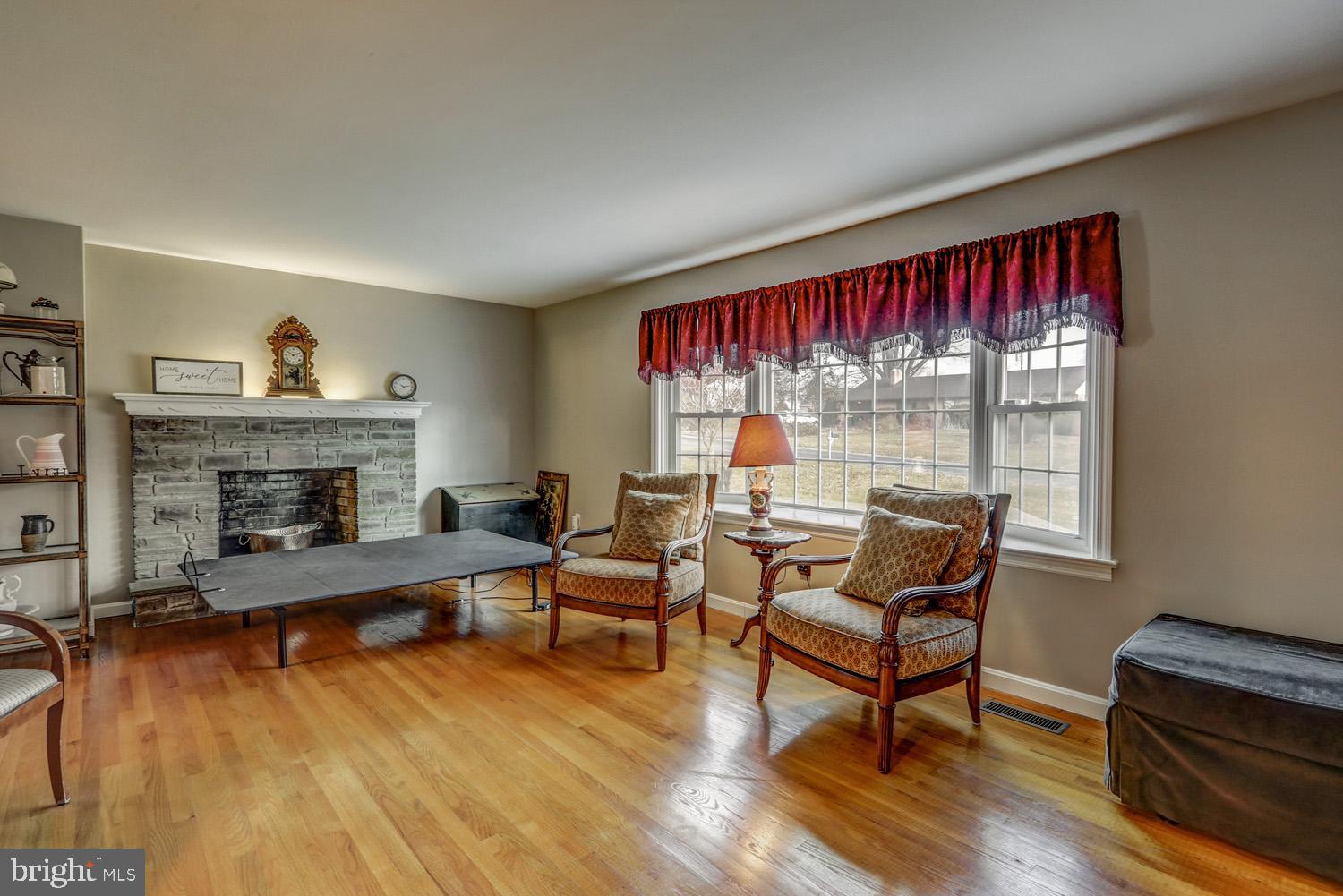 52 Logging Road Leola, PA 17540 - Photo 5 of 47 Gallery Image 5