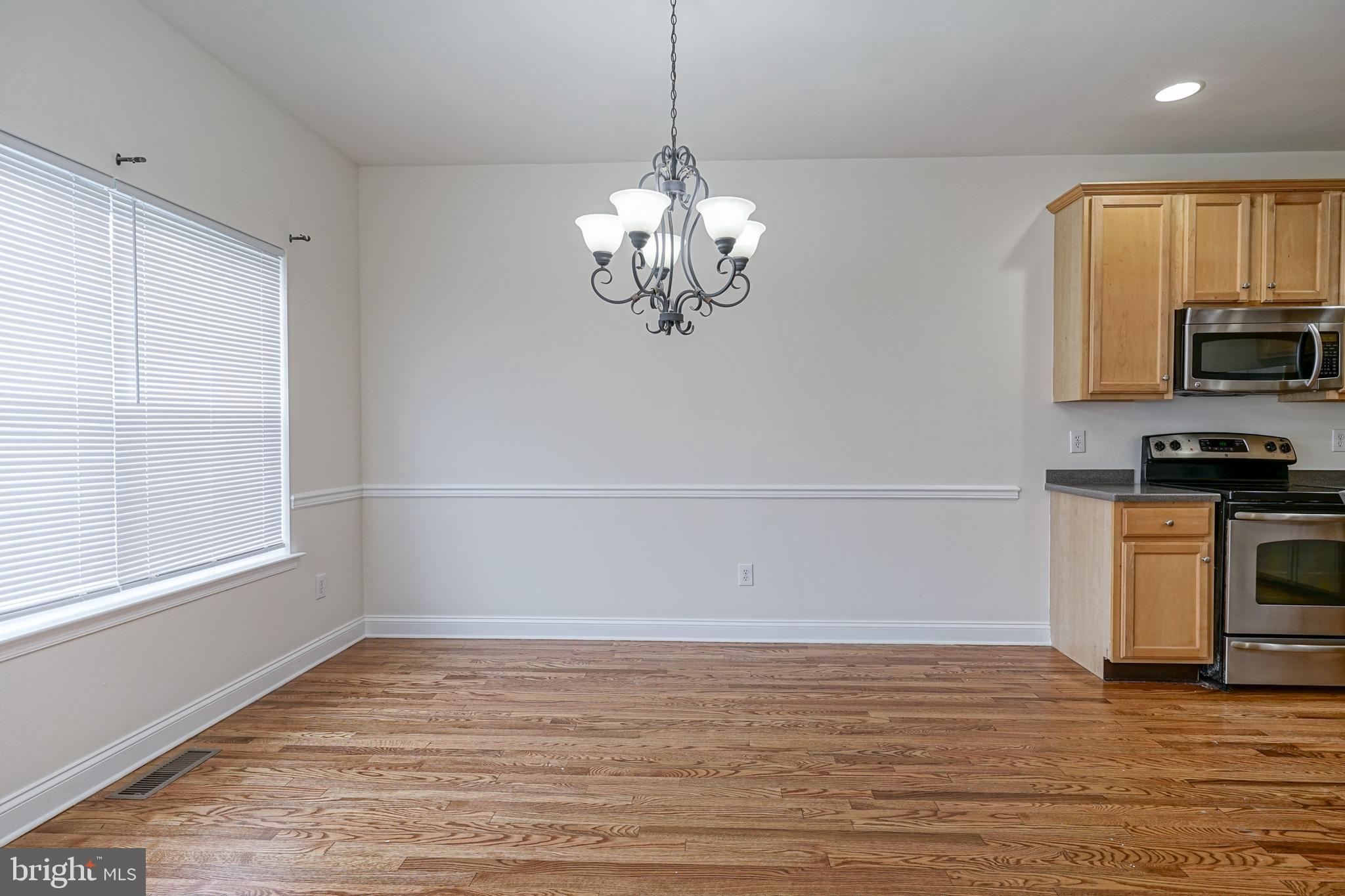 91 Glacier Drive Berlin, NJ 08009 - Photo 6 of 23