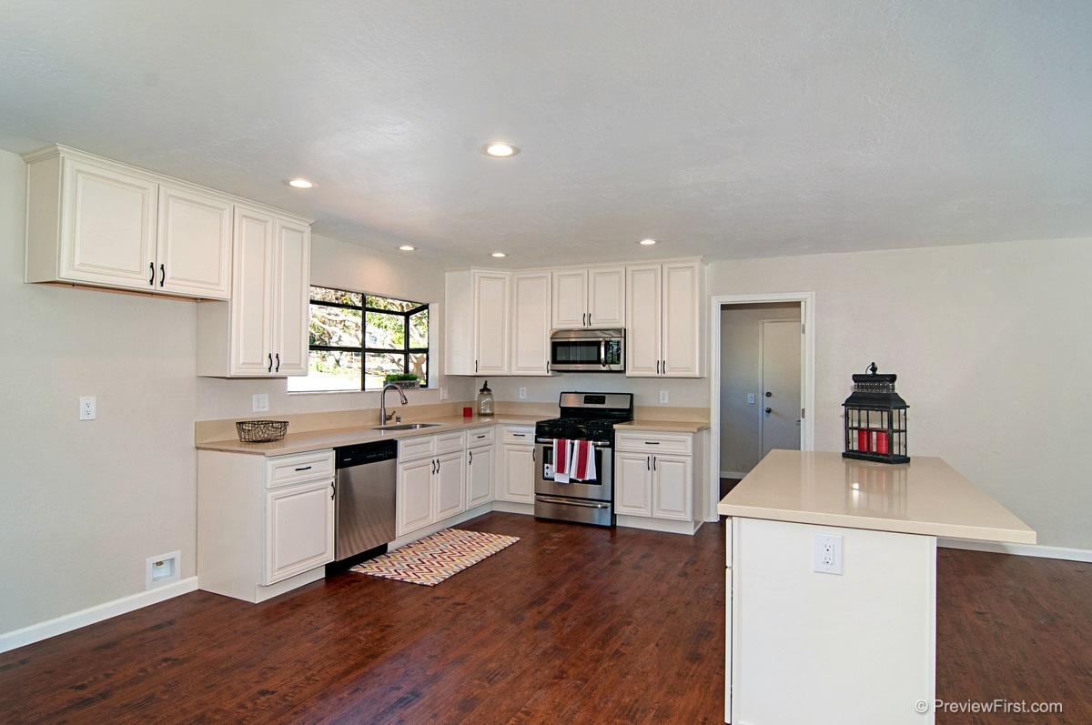 1991 Cuervo Road Vista, CA 92084 - Photo 5 of 24 Gallery Image 5