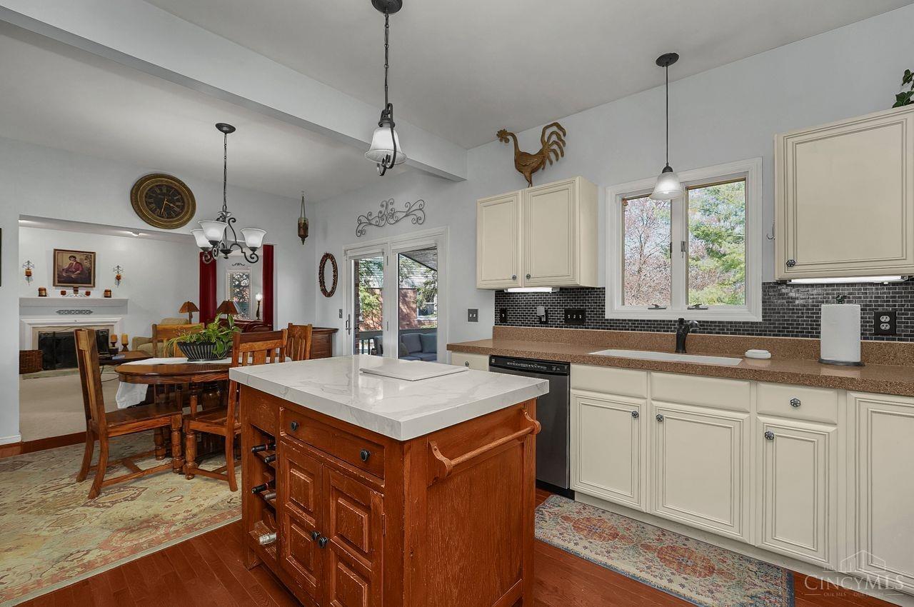 871 8 Mile Road Cincinnati, OH 45255 - Photo 15 of 44