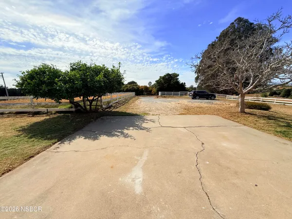 $3,000 | 575 Aloma Way, Arroyo Grande, CA 93420