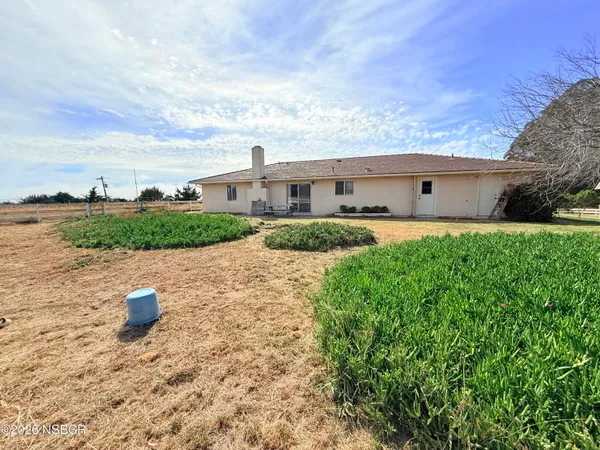 $3,000 | 575 Aloma Way, Arroyo Grande, CA 93420