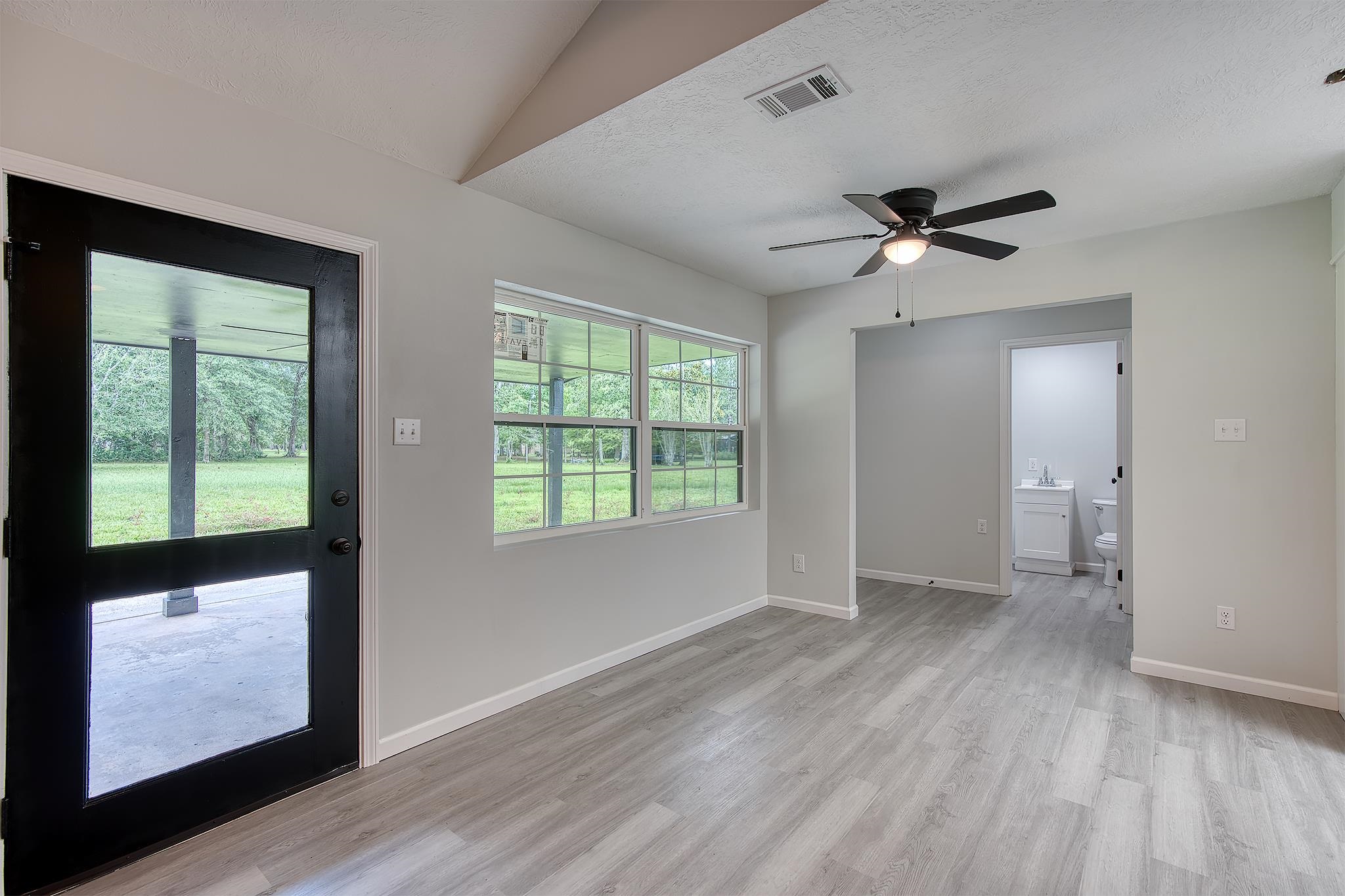 5824 Reeves Drive Silsbee, TX 77656 - Photo 18 of 46
