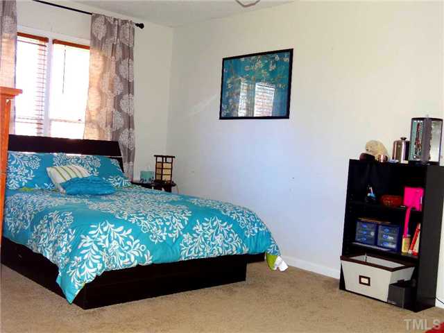 4305 Fathom Court Raleigh, NC 27606 - Photo 7 of 16 Gallery Image 7