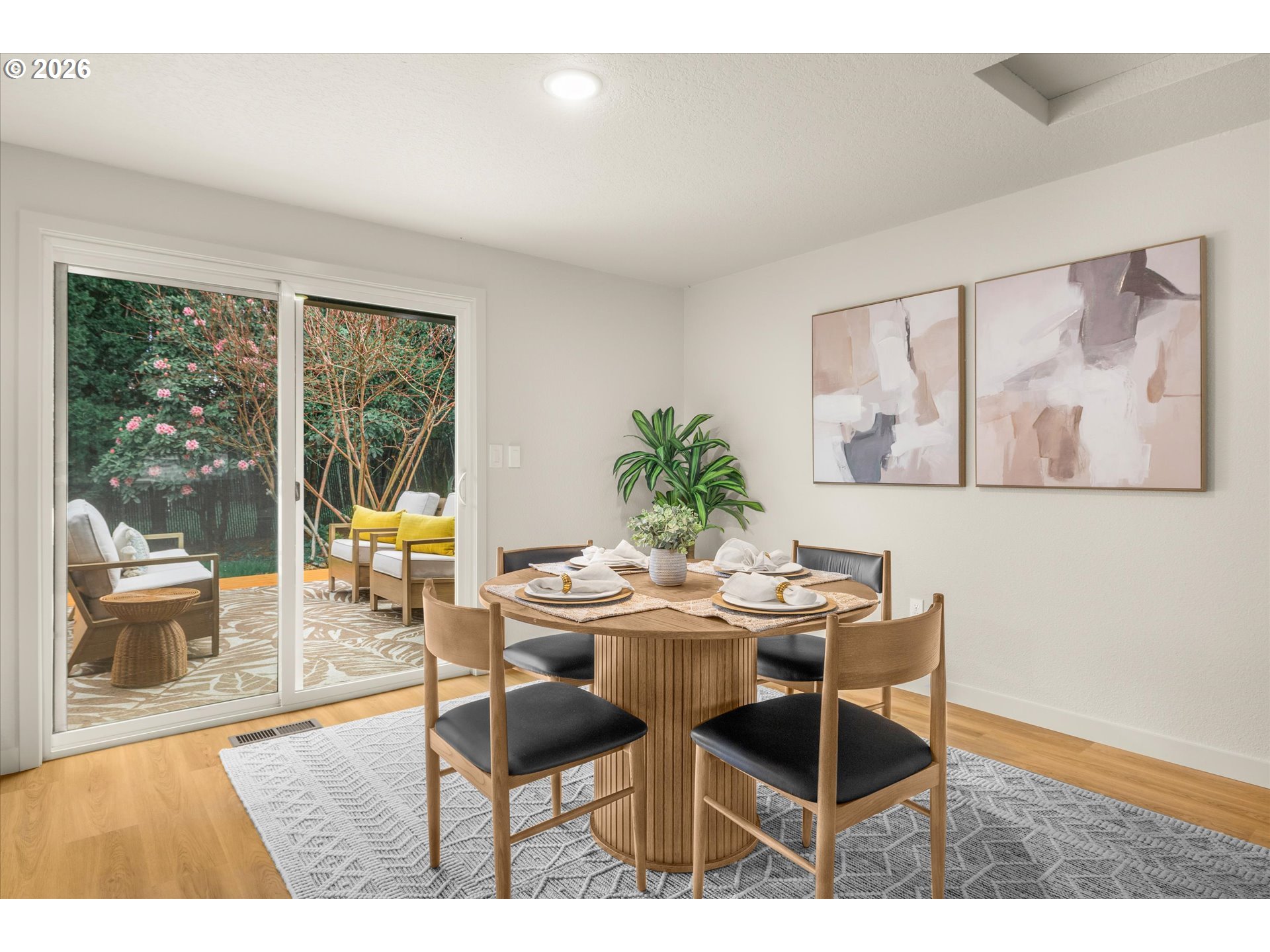 657 Southwest 7th Street Gresham, OR 97080 - Photo 12 of 41