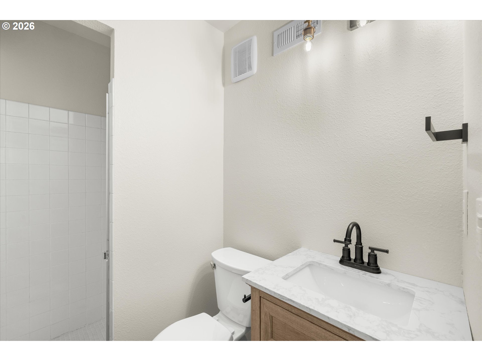 657 Southwest 7th Street Gresham, OR 97080 - Photo 34 of 41