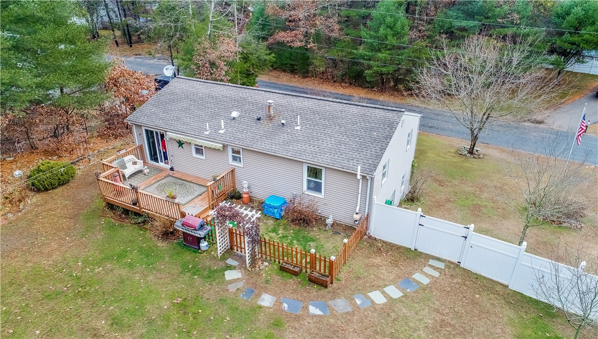 11 Richard Road Richmond, RI 02812 - Photo 5 of 22