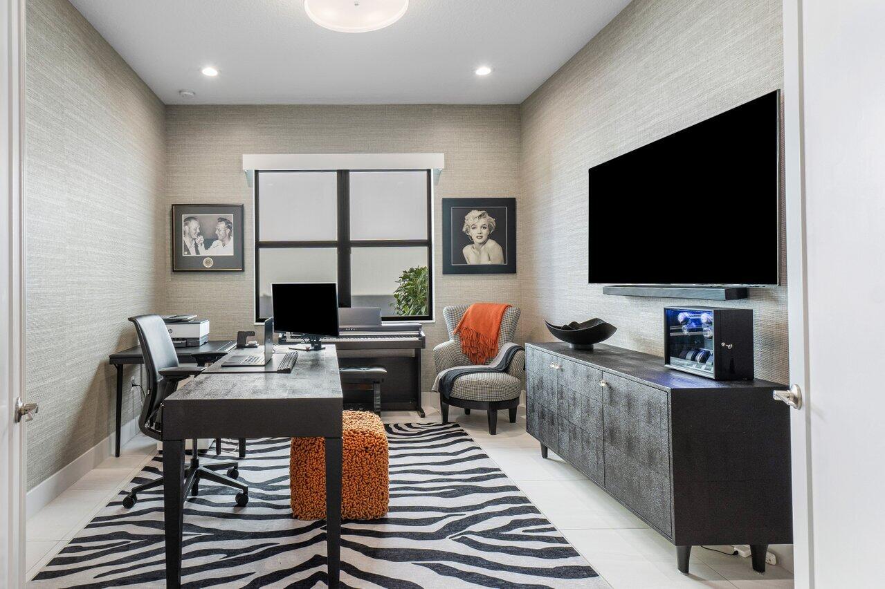 8863 Skyward Street Boca Raton, FL 33496 - Photo 16 of 44 017-8863SkywardStreet-BocaRaton-FL-33496