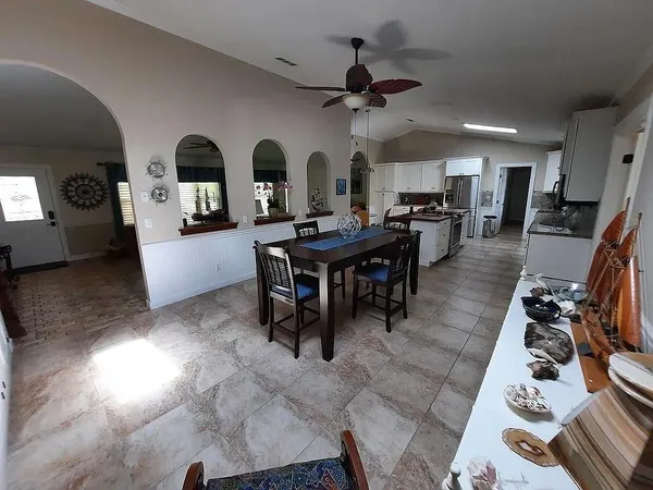 $1,390,000 | 155 31st Avenue Southwest, Vero Beach, FL 32968