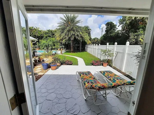 $1,390,000 | 155 31st Avenue Southwest, Vero Beach, FL 32968