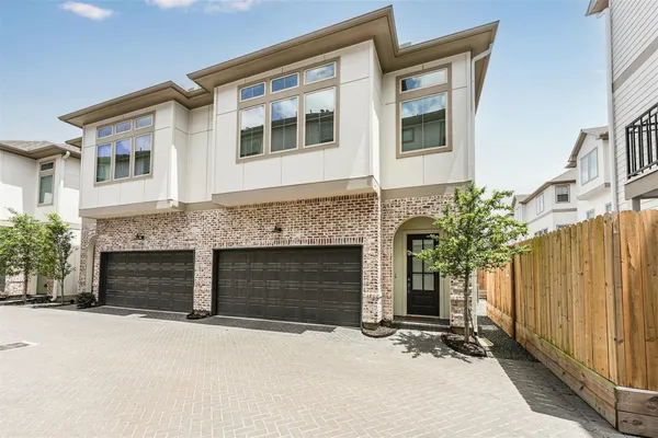 $3,195 | 5209 Allen Street, Unit F, Houston, TX 77007