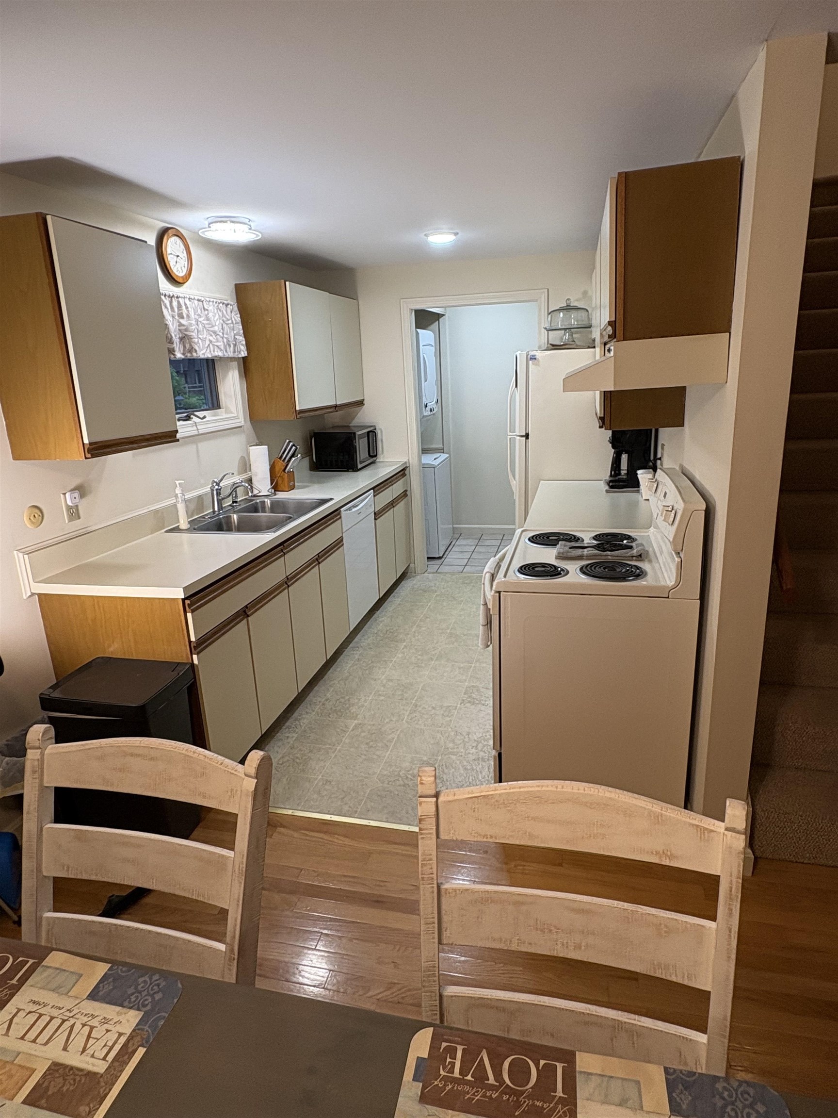 71 Esker Road, Unit B Hampton, NH 03842 - Photo 16 of 58