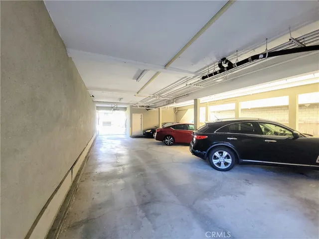 $2,495 | 1201 Belmont Avenue, Unit 302, Long Beach, CA 90804