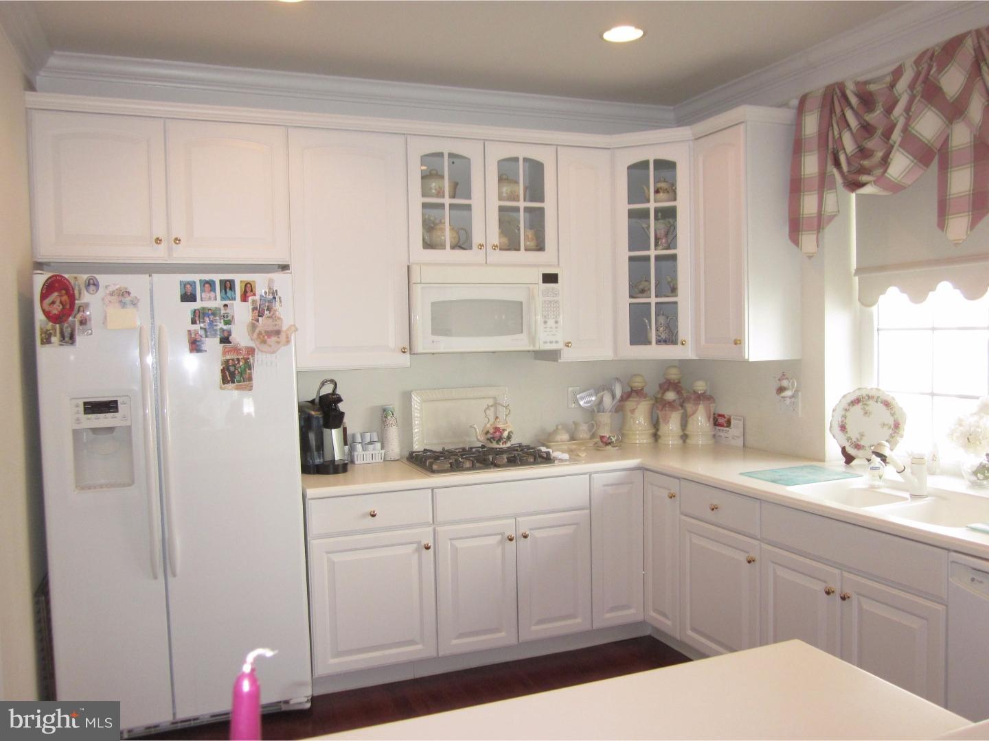 39 Emery Way Delanco, NJ 08075 - Photo 9 of 21 Kitchen