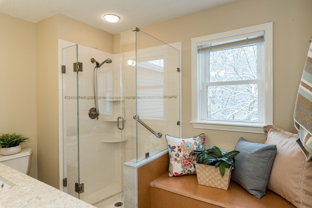 41 Bishops Forest Drive, Unit 41 Waltham, MA 02452 - Photo 13 of 18