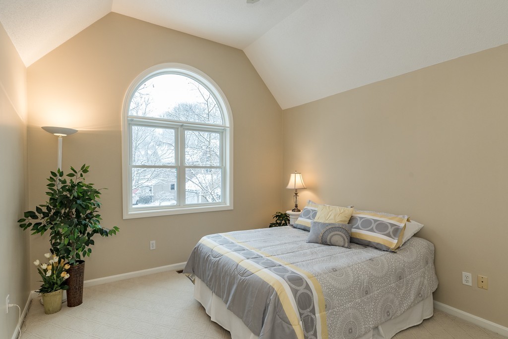 41 Bishops Forest Drive, Unit 41 Waltham, MA 02452 - Photo 14 of 18