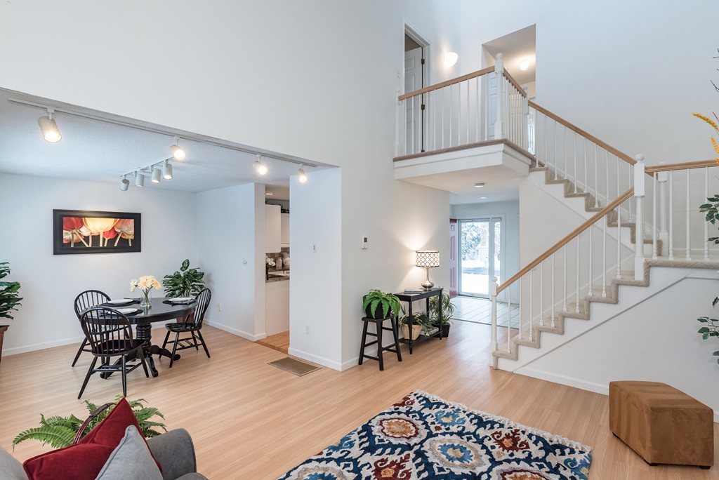 41 Bishops Forest Drive, Unit 41 Waltham, MA 02452 - Photo 4 of 18