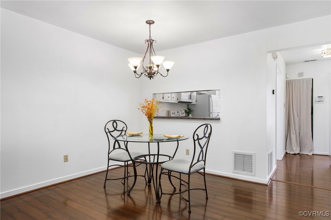 9616 Tree Line Terrace Chesterfield, VA 23832 - Photo 13 of 25 Room to host friends and family.