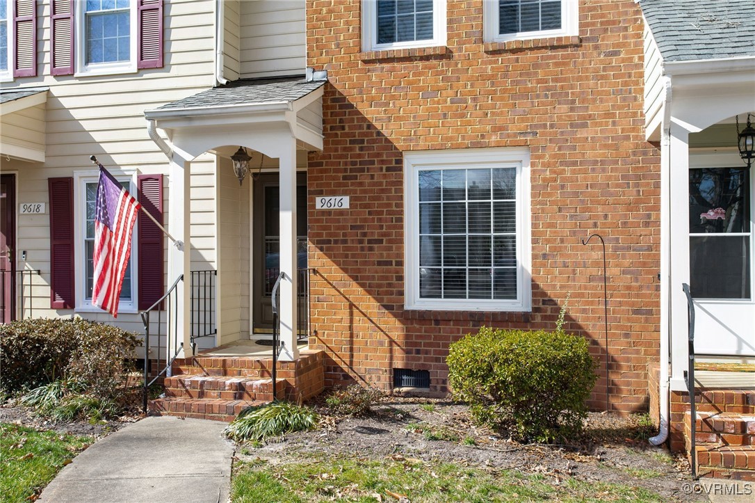 9616 Tree Line Terrace Chesterfield, VA 23832 - Photo 2 of 25 Lovely brick-front townhouse in a quiet neighborho