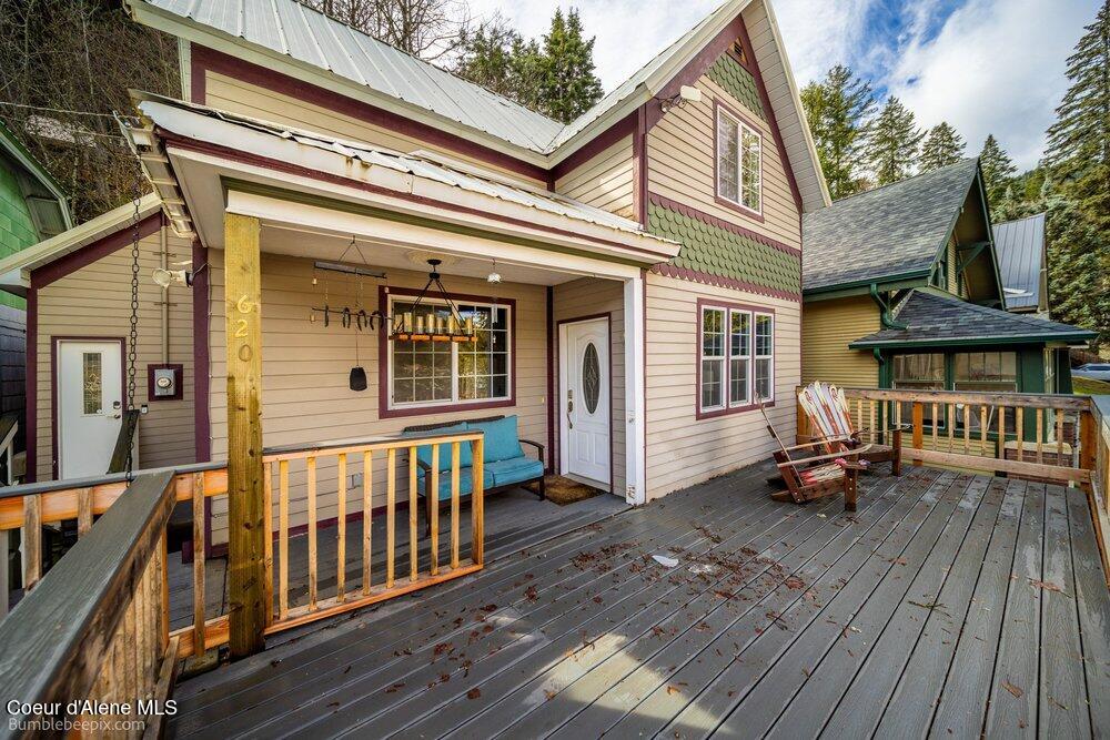 620 Pearl Street Wallace, ID 83873 - Photo 28 of 29 Front Deck