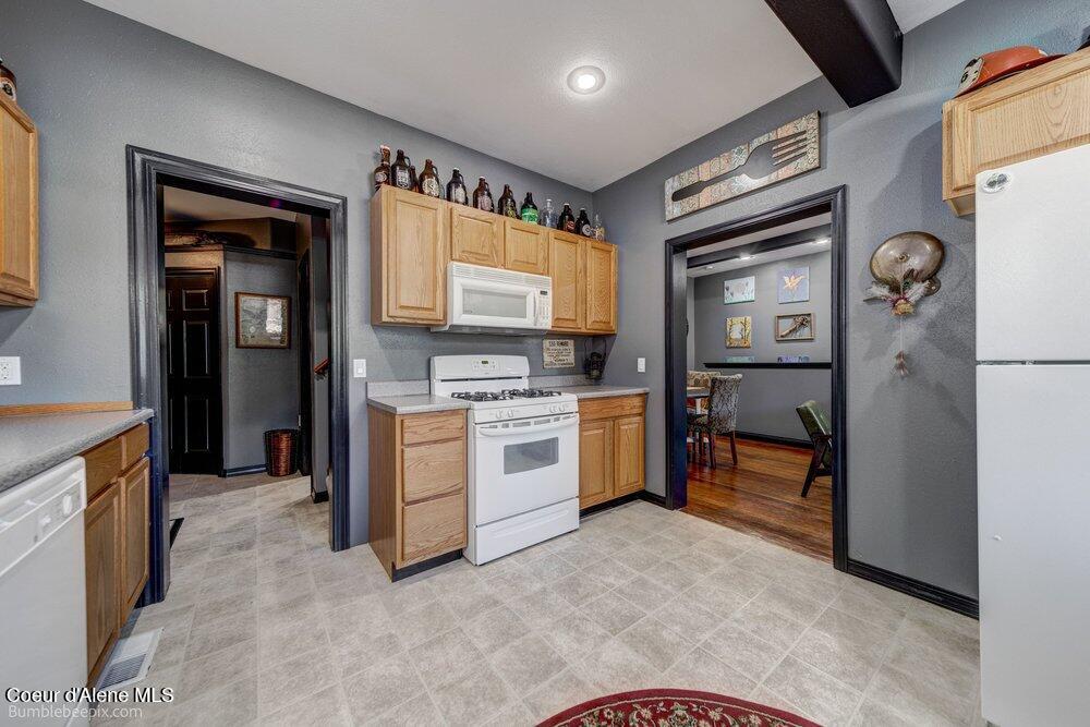 620 Pearl Street Wallace, ID 83873 - Photo 7 of 29 Kitchen