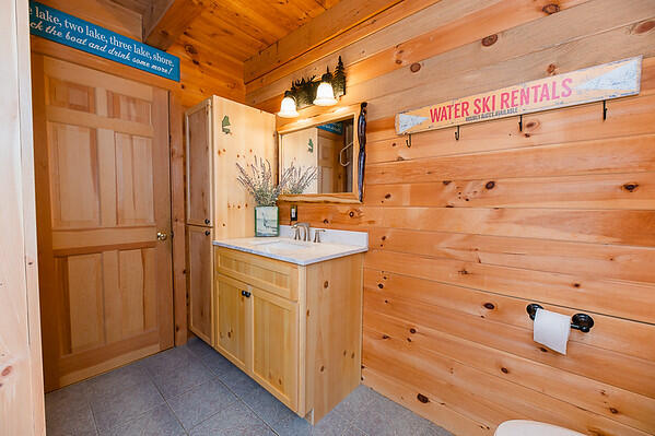 153 Overlook Road Rangeley, ME 04970 - Photo 48 of 73 Bath5