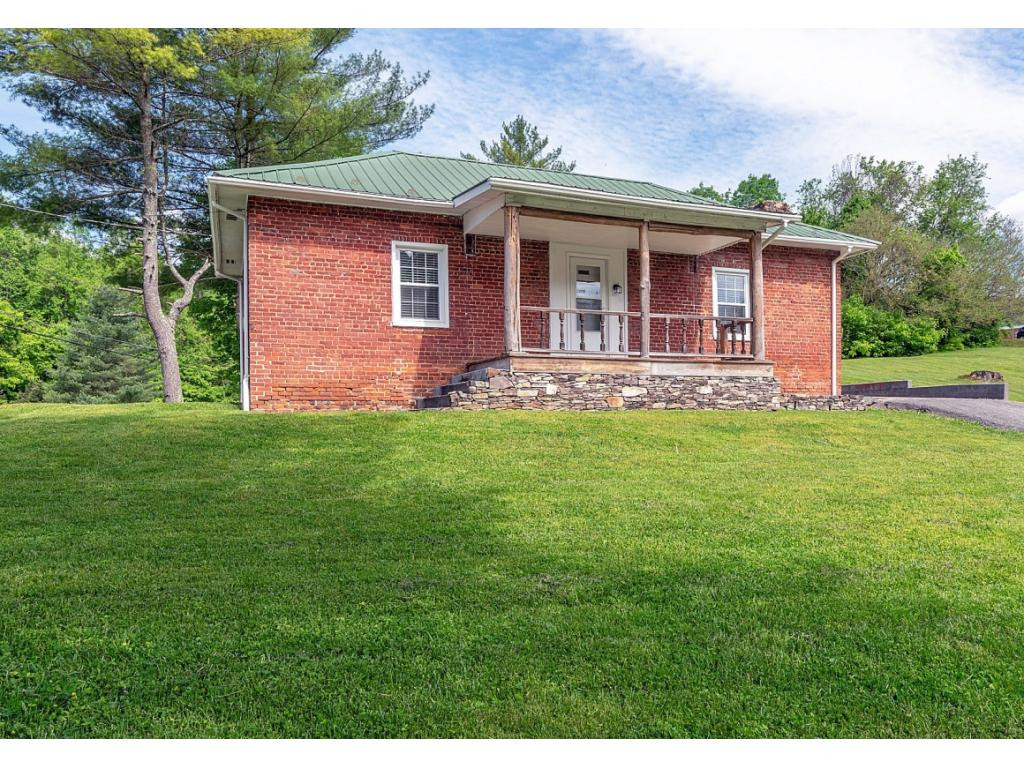 105 Government Plant Road Saltville, VA 24370 - Photo 1 of 13 Photo 1
