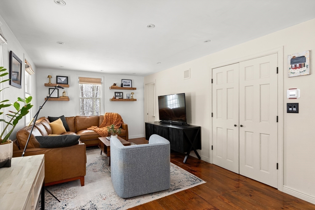 14 Sawmill Brook Road West Newbury, MA 01985 - Photo 12 of 42