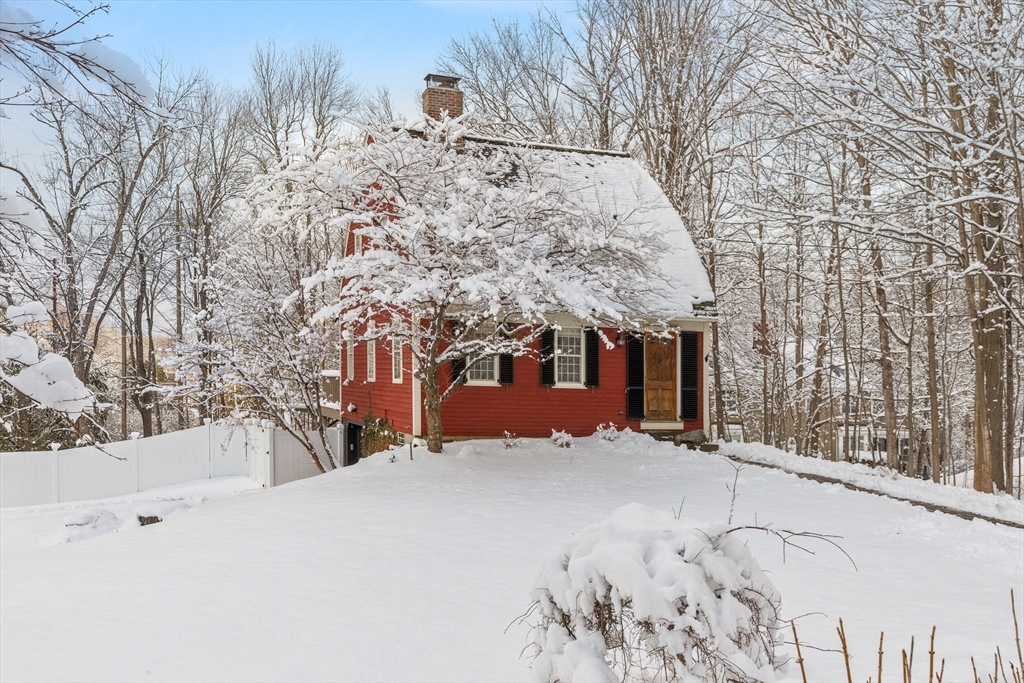 14 Sawmill Brook Road West Newbury, MA 01985 - Photo 5 of 42